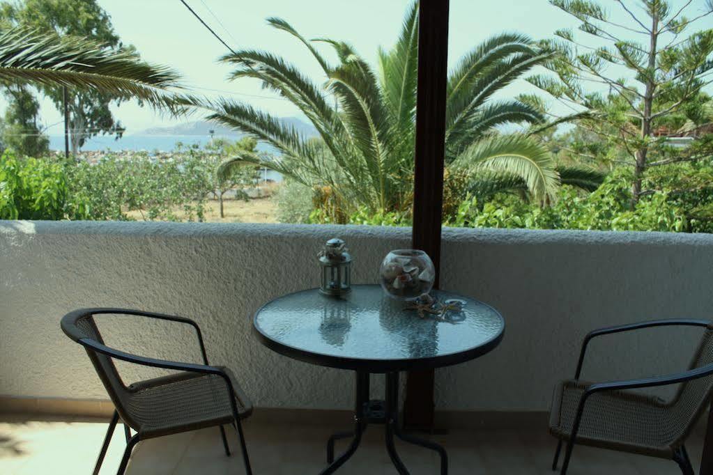 Stefanie Studios Aegina Exterior foto