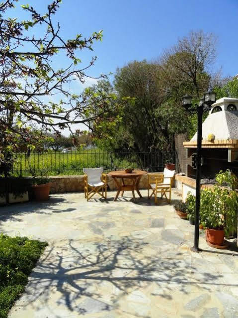 Stefanie Studios Aegina Exterior foto