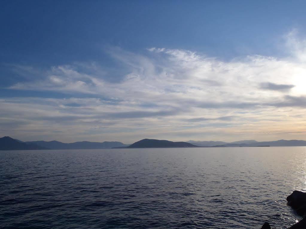 Stefanie Studios Aegina Exterior foto